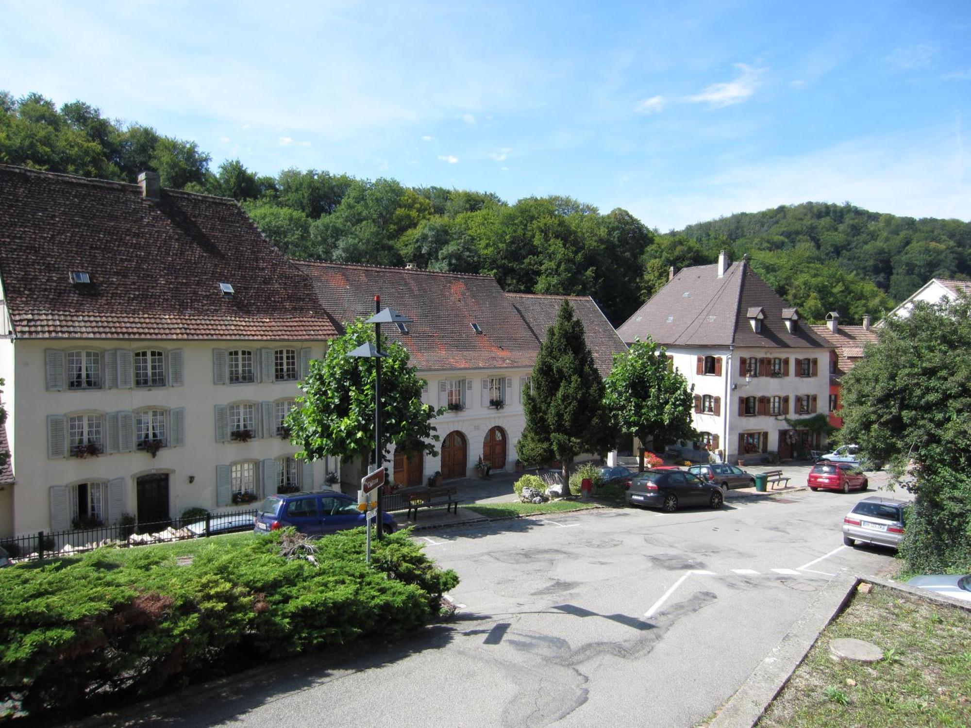 La Maison Des Fontaines D'Alsace Ferrette Luaran gambar